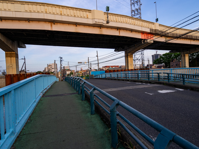 画像を別ウィンドウで表示します 画像