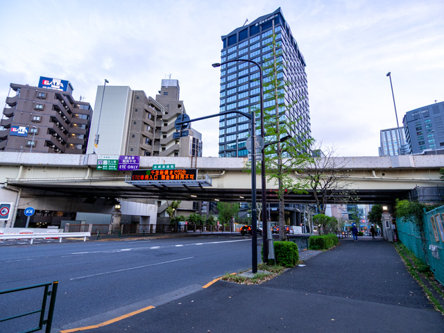 画像を別ウィンドウで表示します 画像