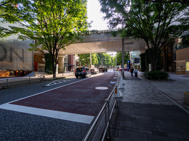 画像を別ウィンドウで表示します 画像